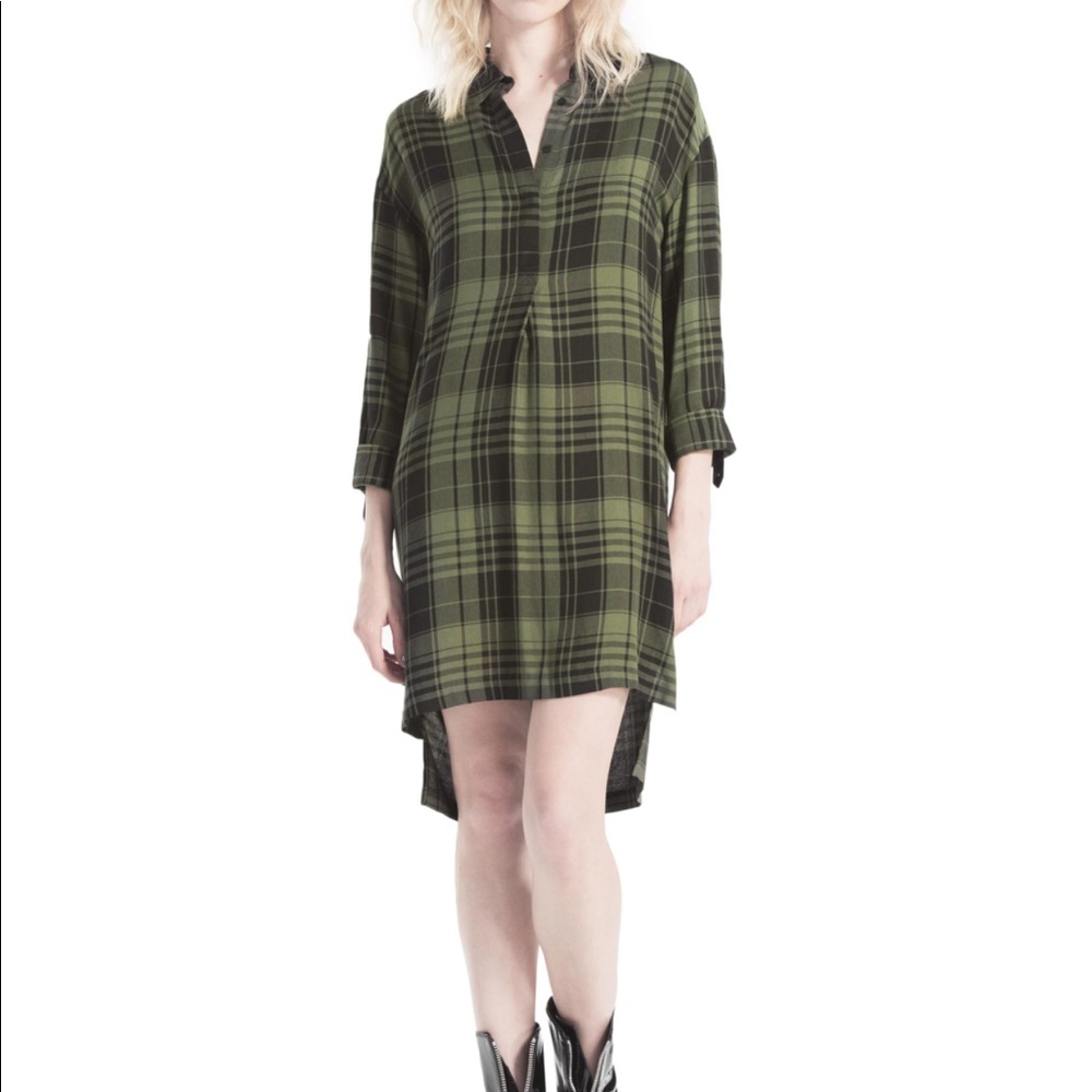 Alice and Olivia shirt dress / New